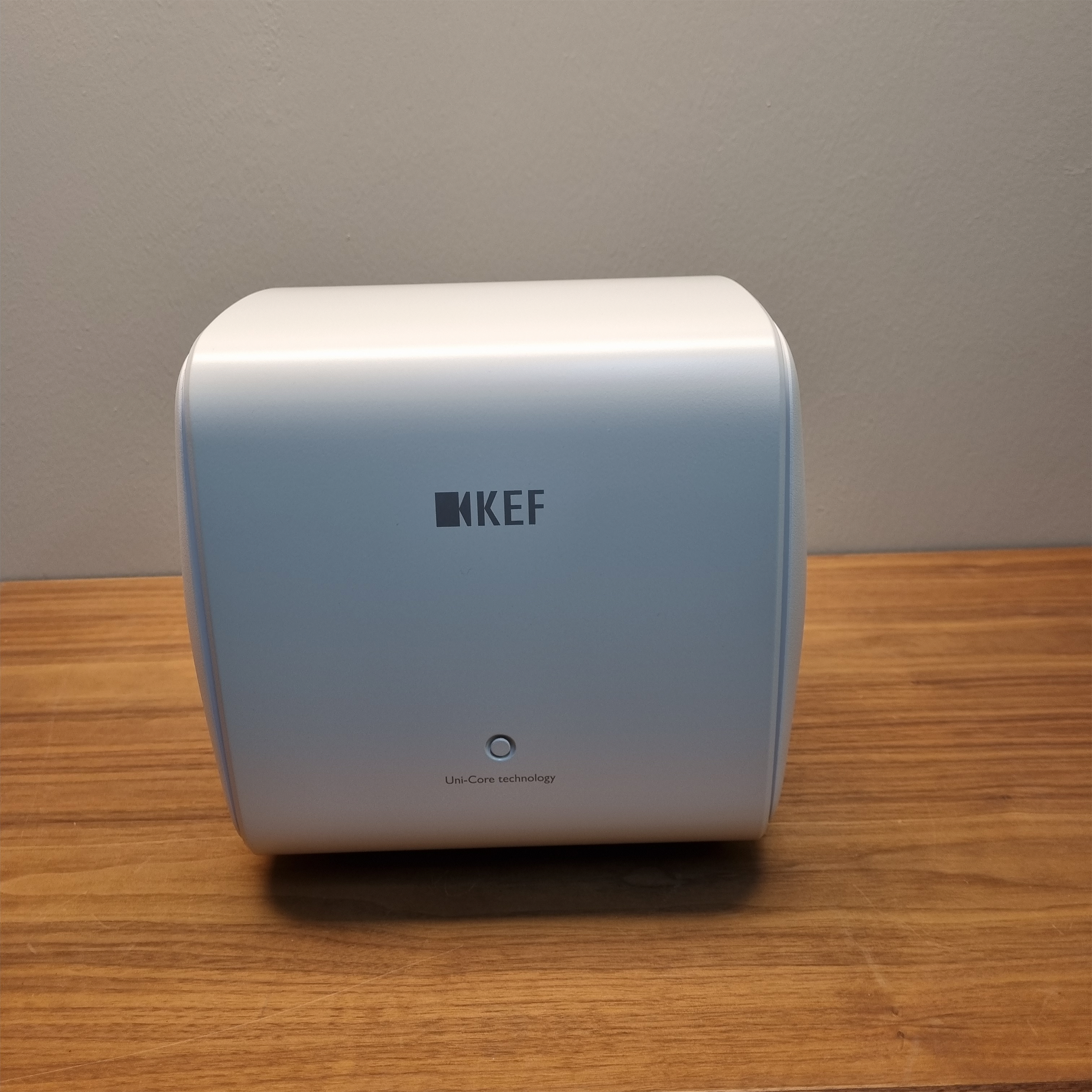 Kef KC 62
