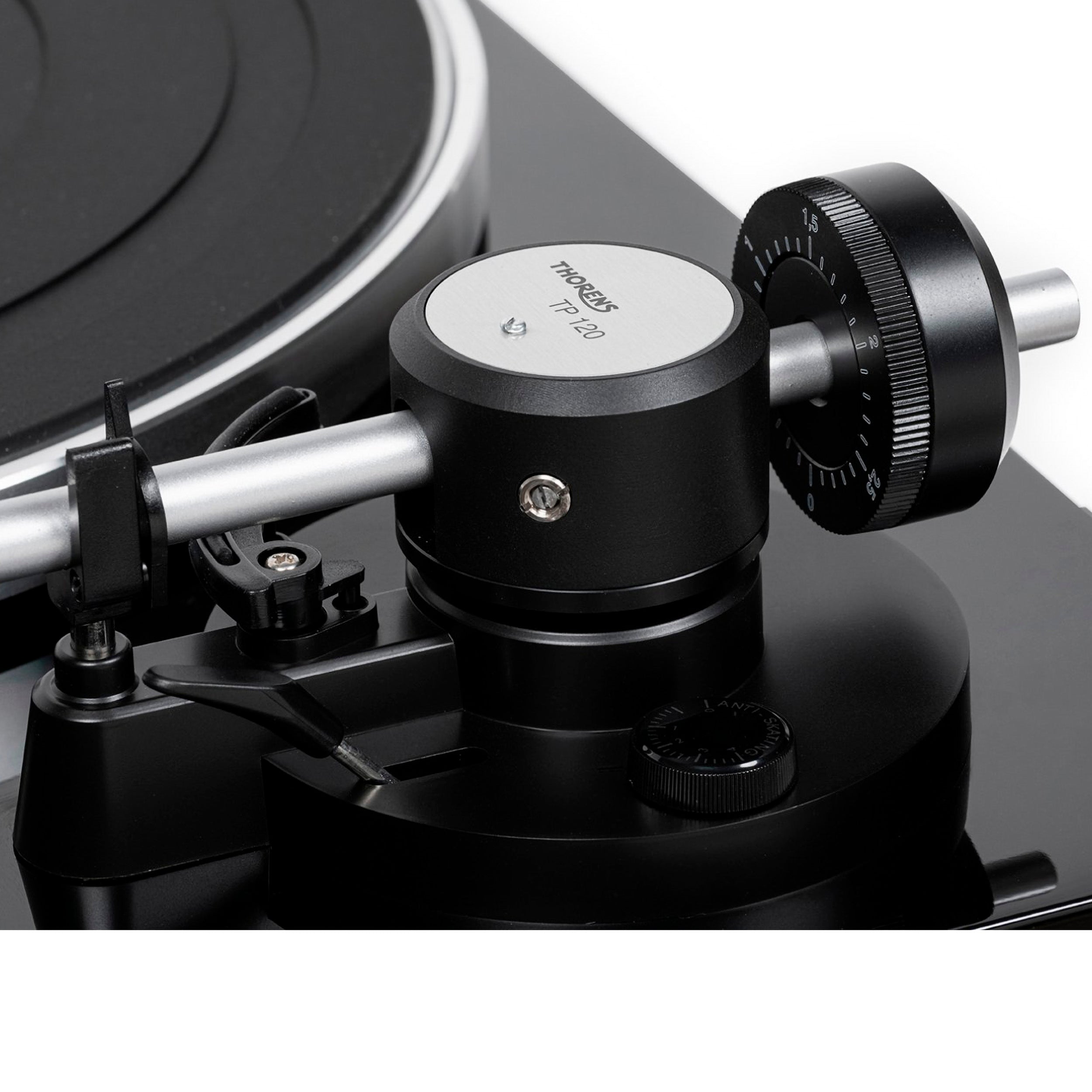 Thorens TD204 - Turntable - Lydspecialisten